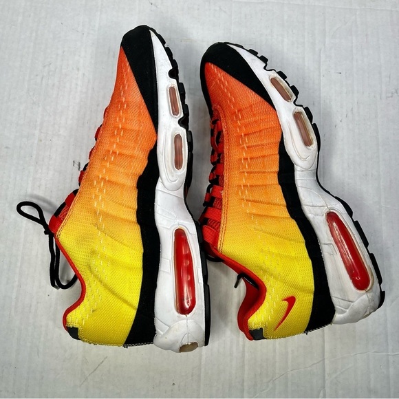 Nike Air Max 95 EM Sunset Pack Men’s Sneakers 554971-886. Engineered Mesh SZ 11